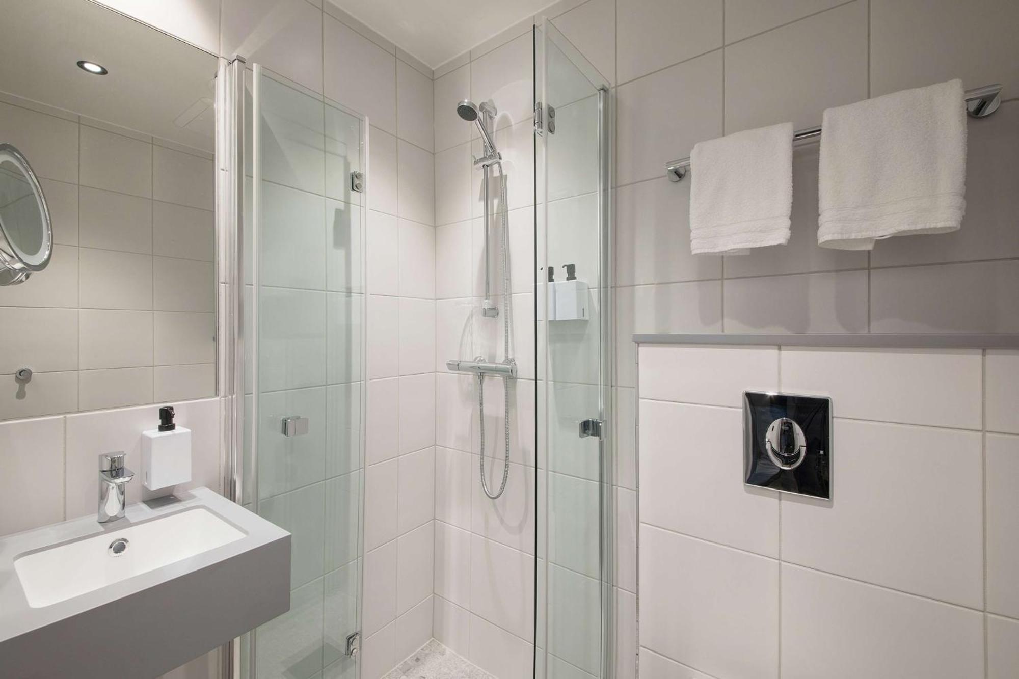 Standard Single Room,1706808947:JPEG